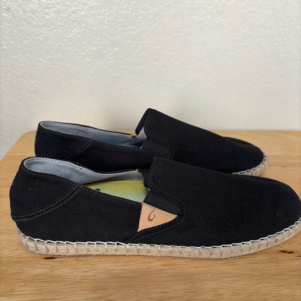 OluKai Black Canvas Espadrilles Slip On Size 10 Women